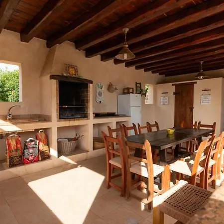 Ferienhaus Es Cubells 439 *