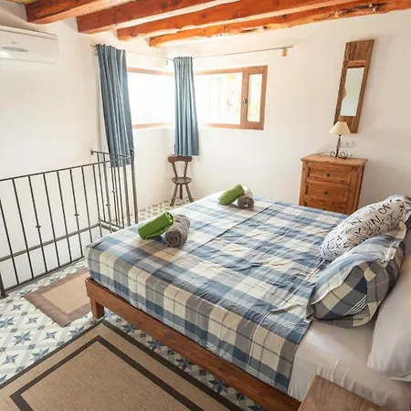 Tatil Evi Es Cubells 439 *
